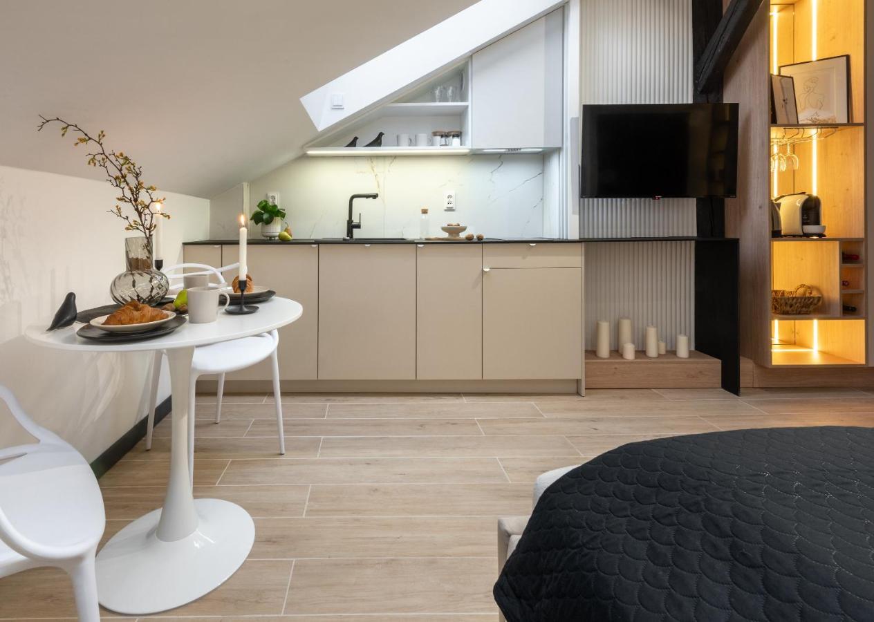 Skyline Apartments Краков Экстерьер фото